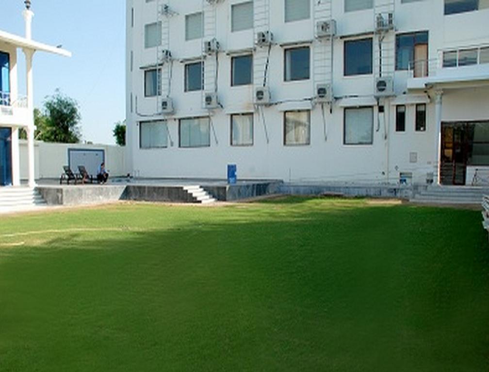 La Premier Spa And Resort Amer Экстерьер фото